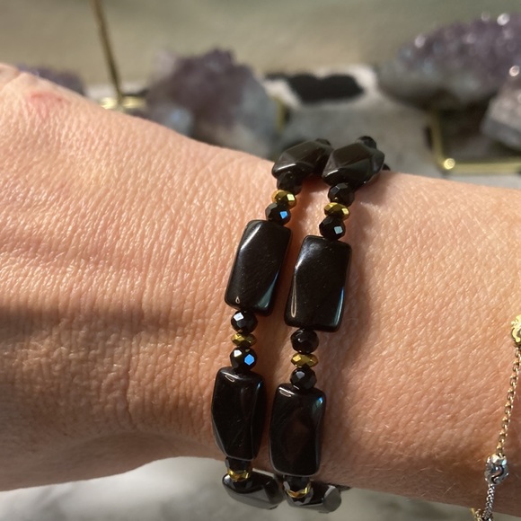 Black onyx & black Swarovski crystal bracelet in size 7” - Picture 3 of 4